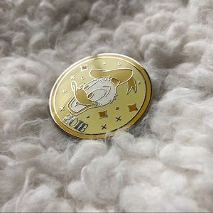 Disney Parks Enamel Pin - Donald Duck 2018
